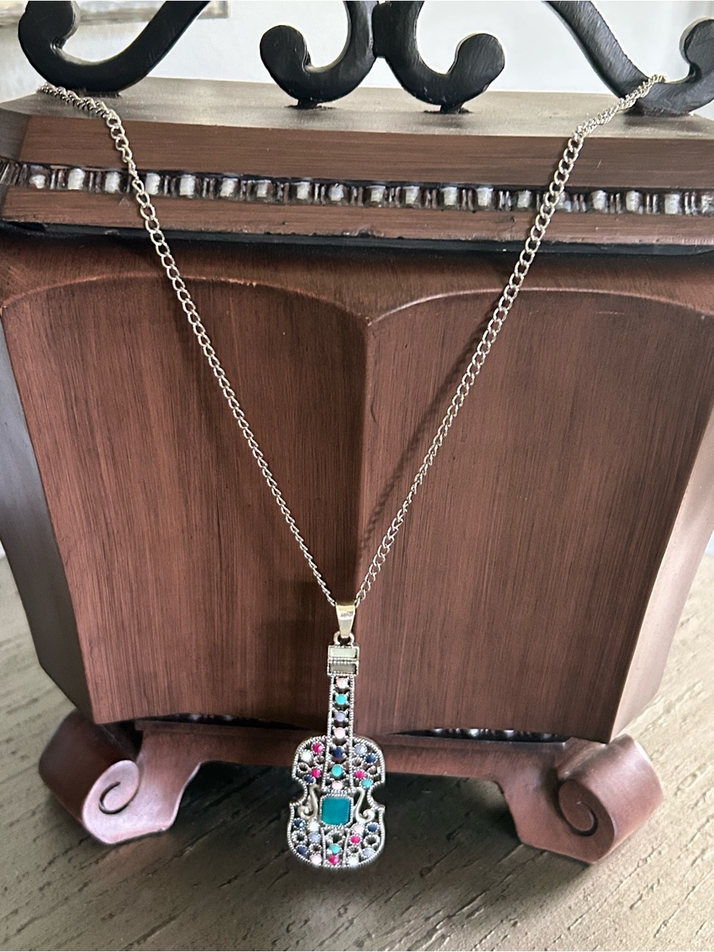 Silver-Tone Turquoise & Pink Guitar Pendant Necklace EXCELLENT CONDITION